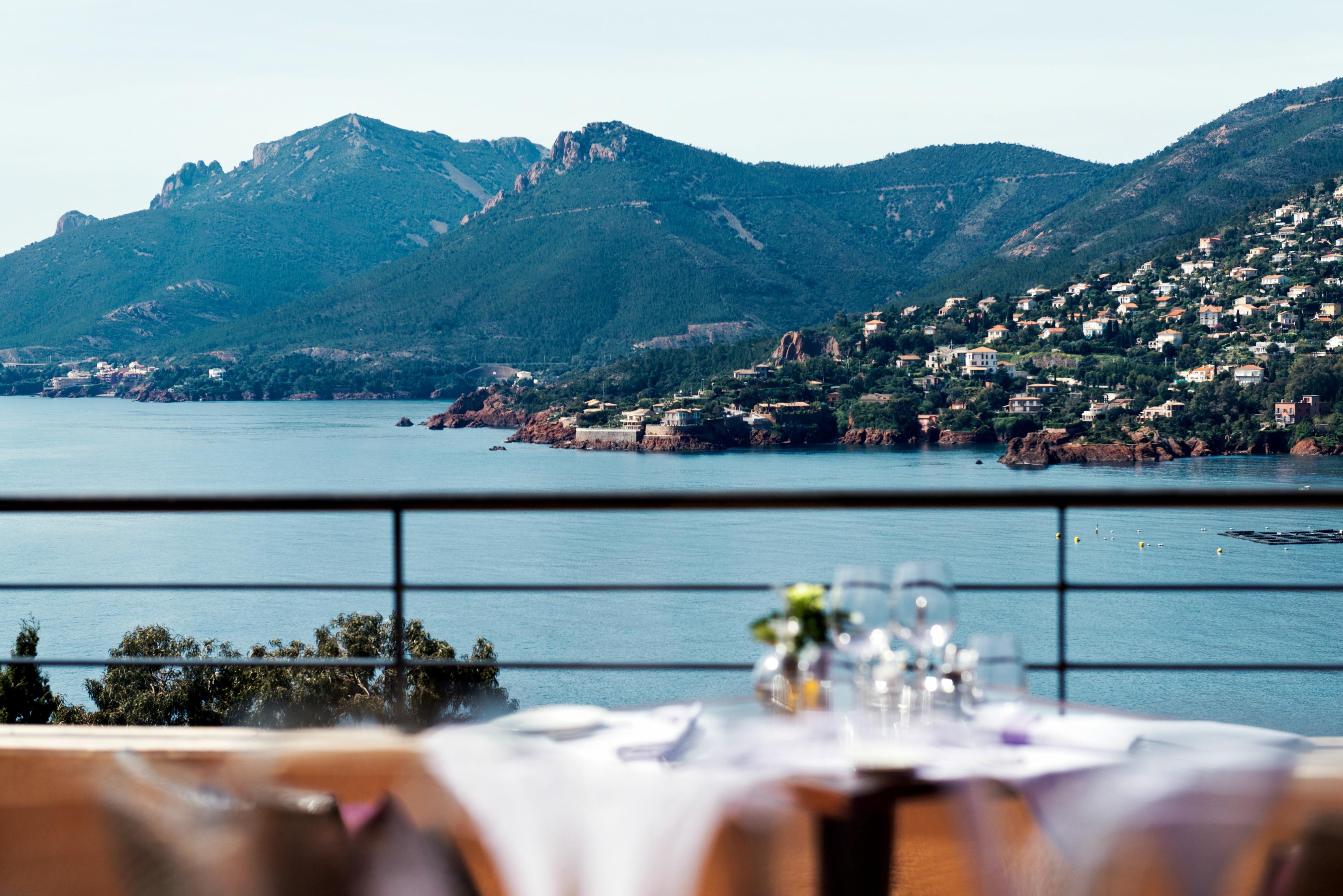 Hotel Tiara Yaktsa Cote D'Azur Théoule-sur-Mer Exterior foto